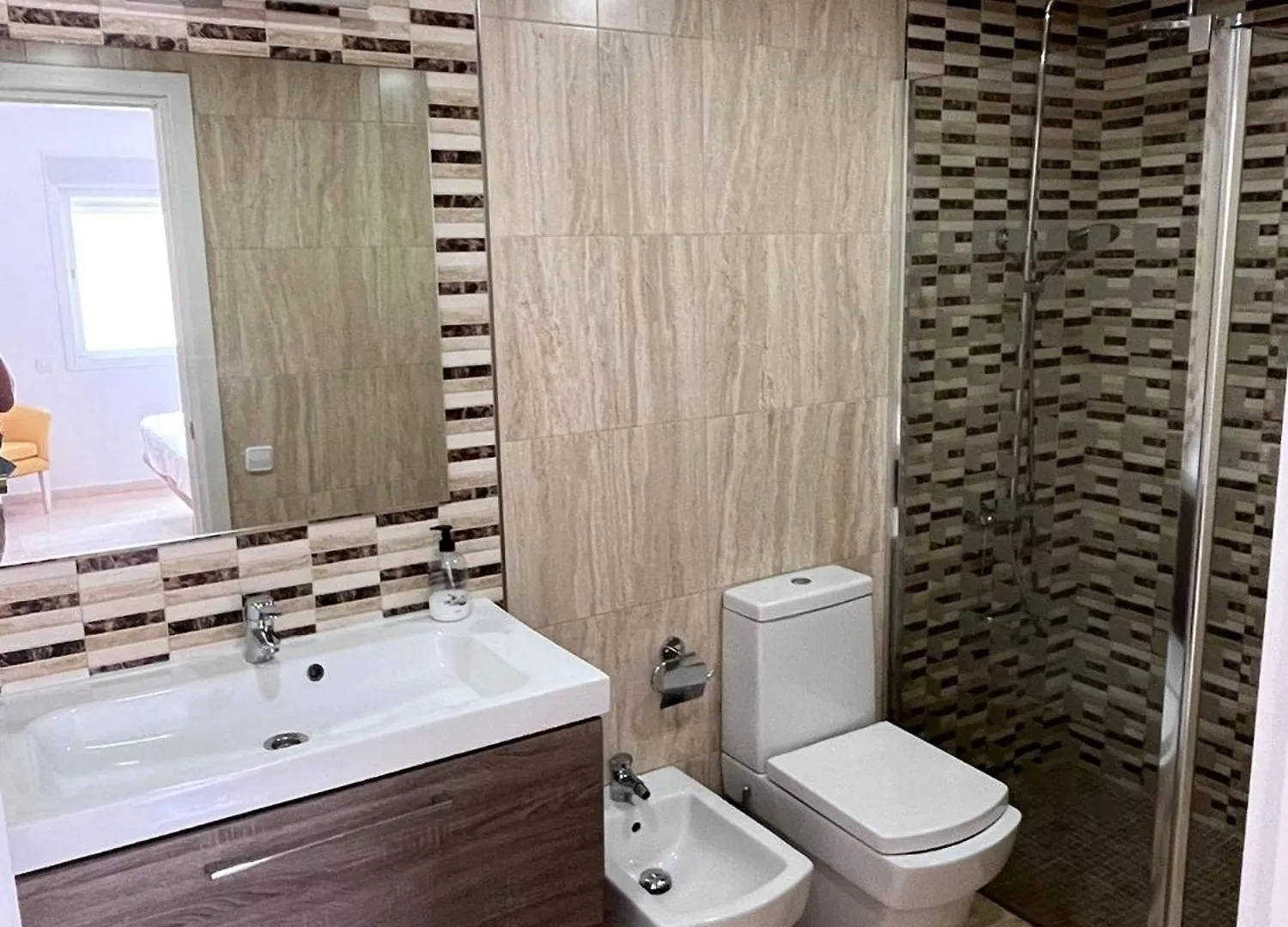 2 Bedroom Apartment 8Th Floor Estepona Puerto Spain