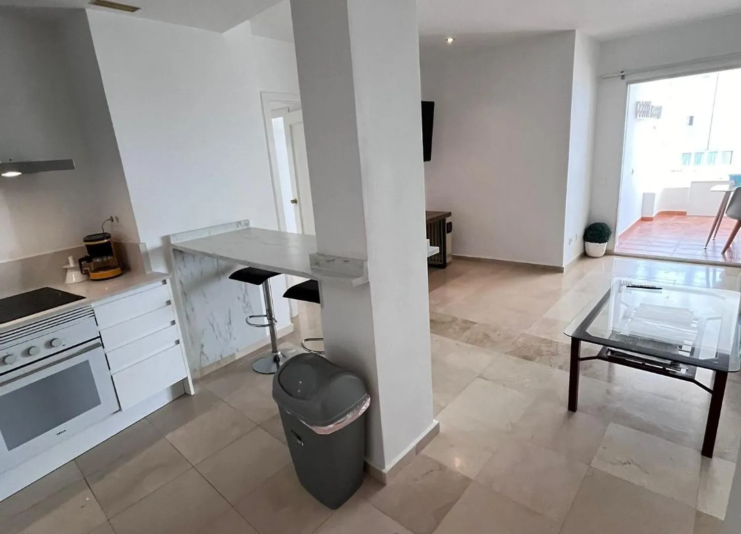 2 Bedroom Apartment 8Th Floor Estepona Puerto 0*,