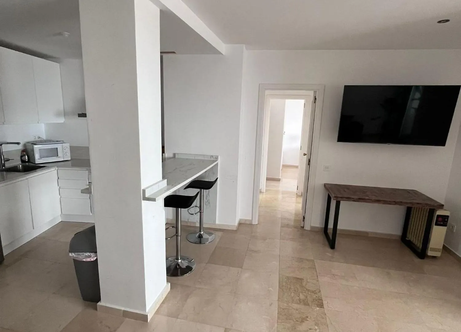 2 Bedroom Apartment 8Th Floor Estepona Puerto