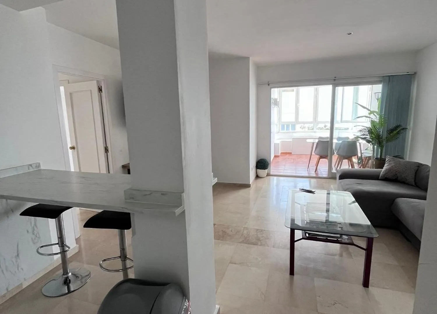 2 Bedroom Apartment 8Th Floor Estepona Puerto