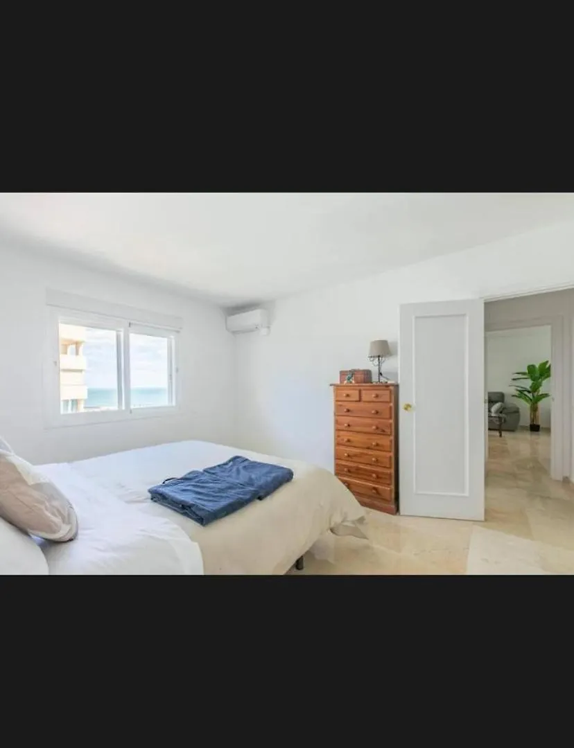 2 Bedroom Apartment 8Th Floor Estepona Puerto